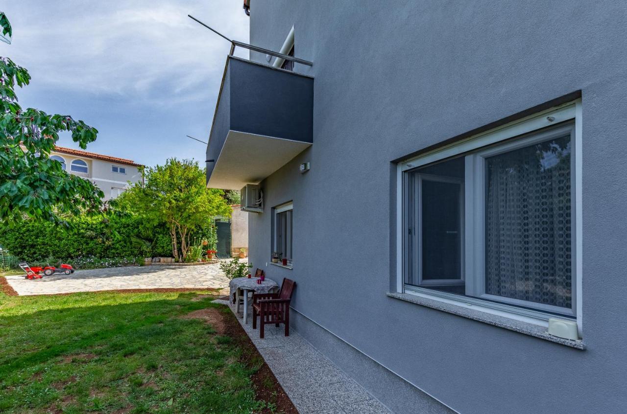 Apartment Lorencin Milka Medulin Exterior photo