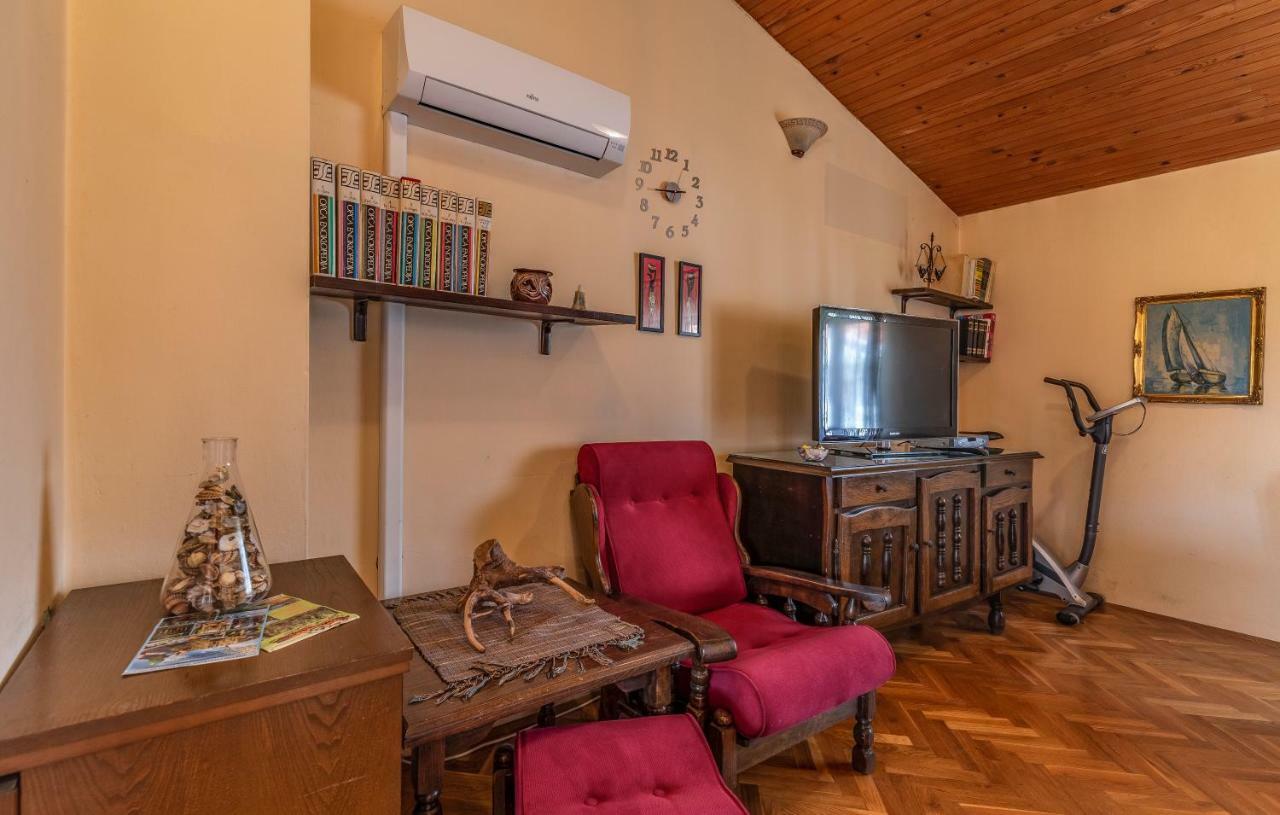 Apartment Lorencin Milka Medulin Exterior photo
