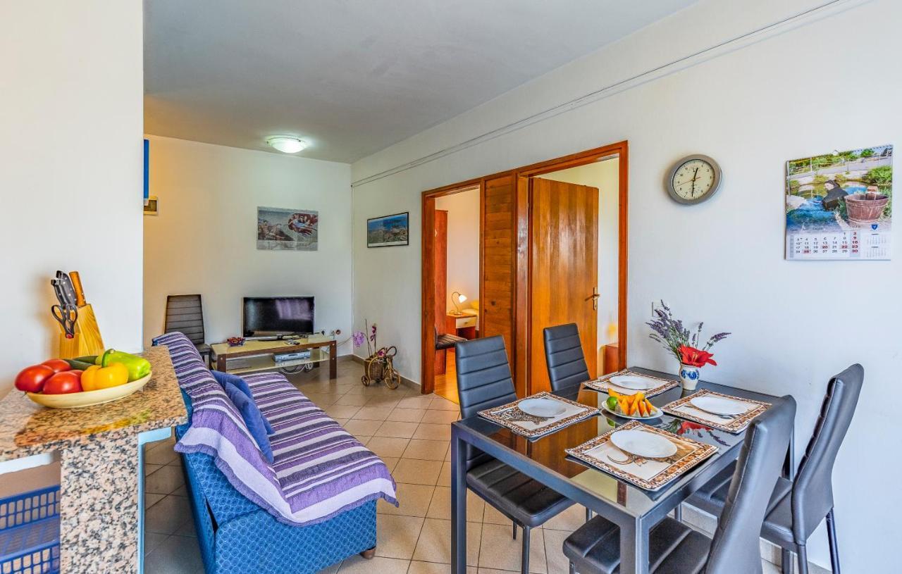 Apartment Lorencin Milka Medulin Exterior photo